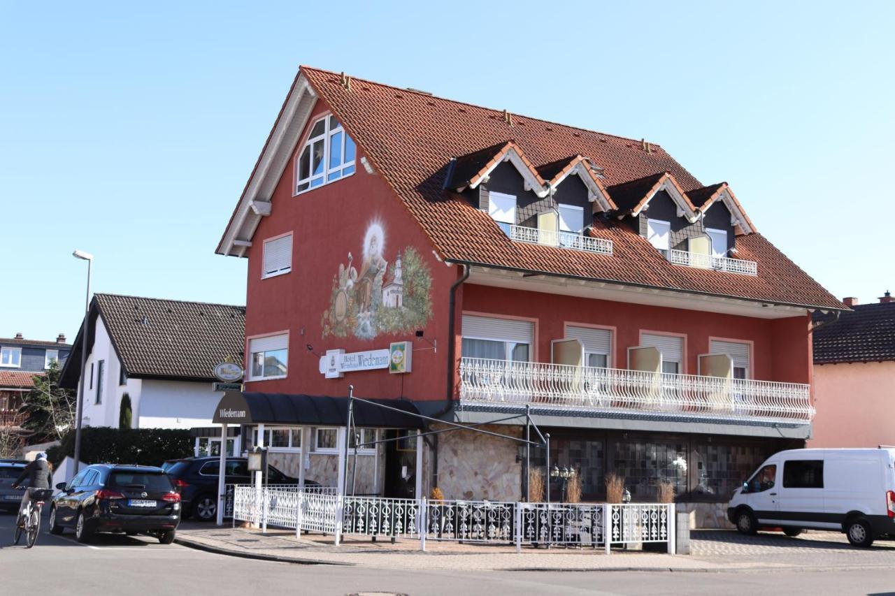 Hotel Weinhaus Wiedemann Ginsheim-Gustavsburg Esterno foto