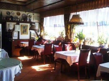 Hotel Weinhaus Wiedemann Ginsheim-Gustavsburg Esterno foto